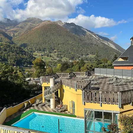 L'estive Des 100 Lacs, Piscine, Appartement